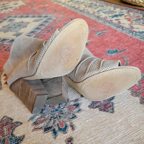 Vince Camuto Graystone Booties - Picture 2 of 5